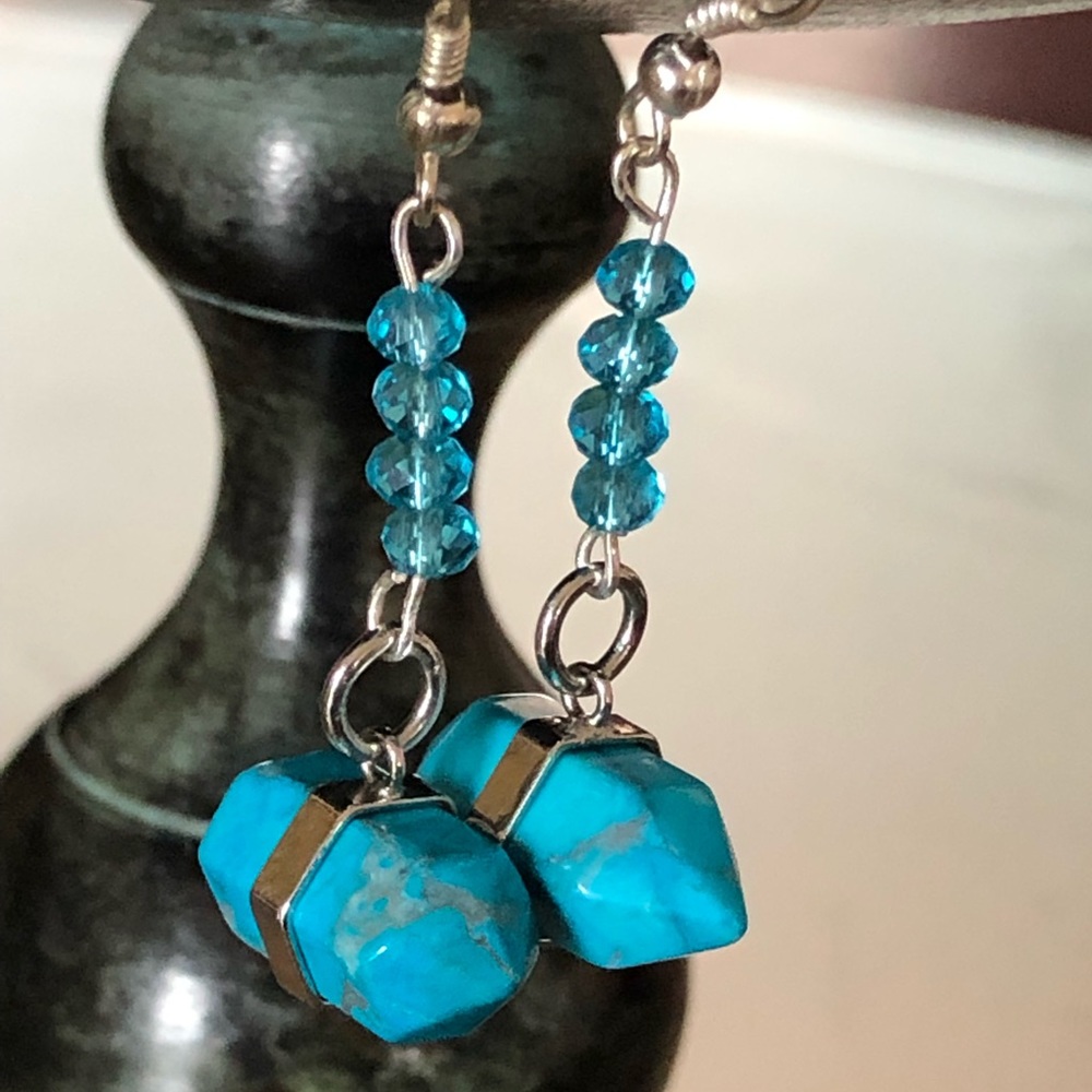 Turquoise Earring whit Swarovski beads